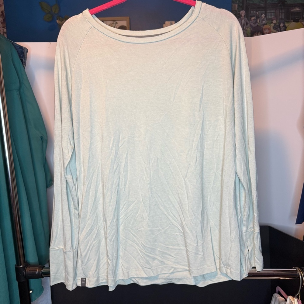 Free Fly Apparel size XL Women's Soft Glacier Long Sleeve Tee with Thumb Cut Out - Picture 5 of 8